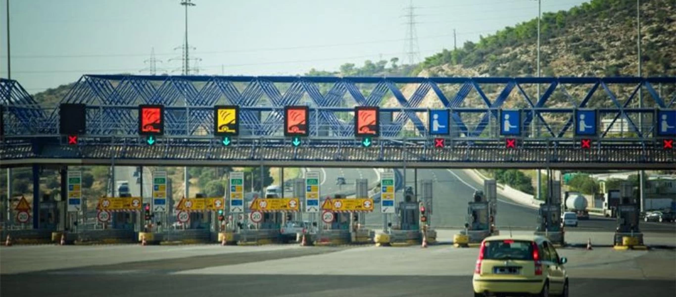 Έρχονται αλλαγές από την 1η Ιανουαρίου στα διόδια: Θα πληρώνουμε με χρέωση ανά χιλιόμετρο - Αναλυτικά οι τιμές (πίνακες)